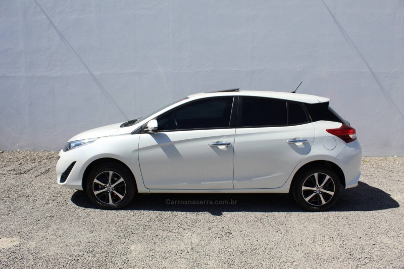 YARIS 1.5 XLS CONNECT 16V FLEX 4P AUTOMÁTICO - 2023 - FLORES DA CUNHA