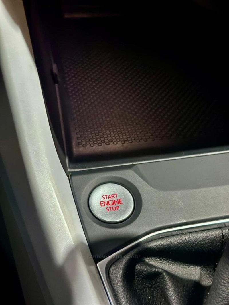 T-CROSS 1.4 HIGHLINE TSI 16V FLEX 4P AUTOMÁTICO - 2021 - LAJEADO