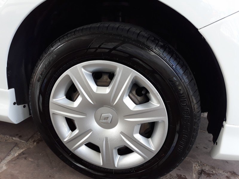 LOGAN 1.0 AUTHENTIQUE 12V FLEX 4P MANUAL - 2015 - CAXIAS DO SUL