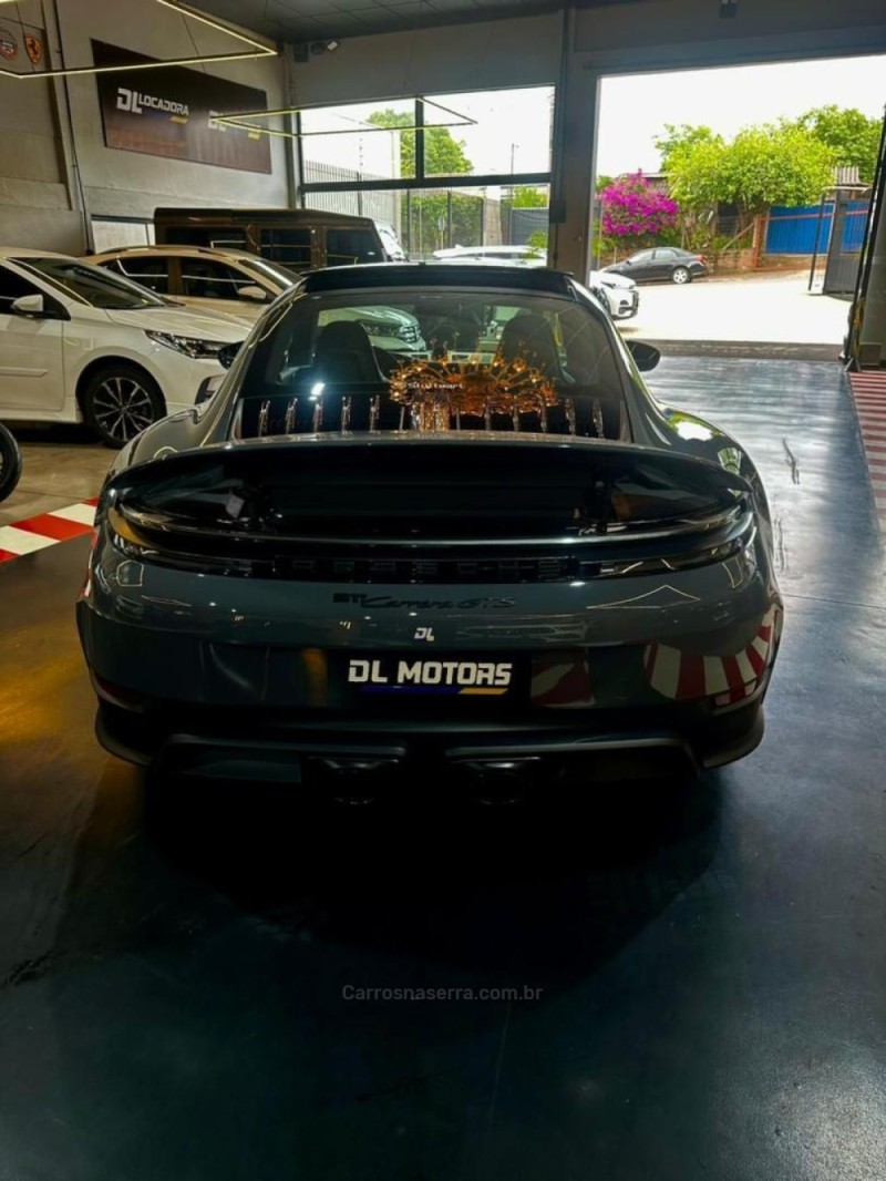 911 3.8 CARRERA S COUPÉ 6 CILINDROS 24V GASOLINA 2P AUTOMÁTICO - 2026 - LAJEADO