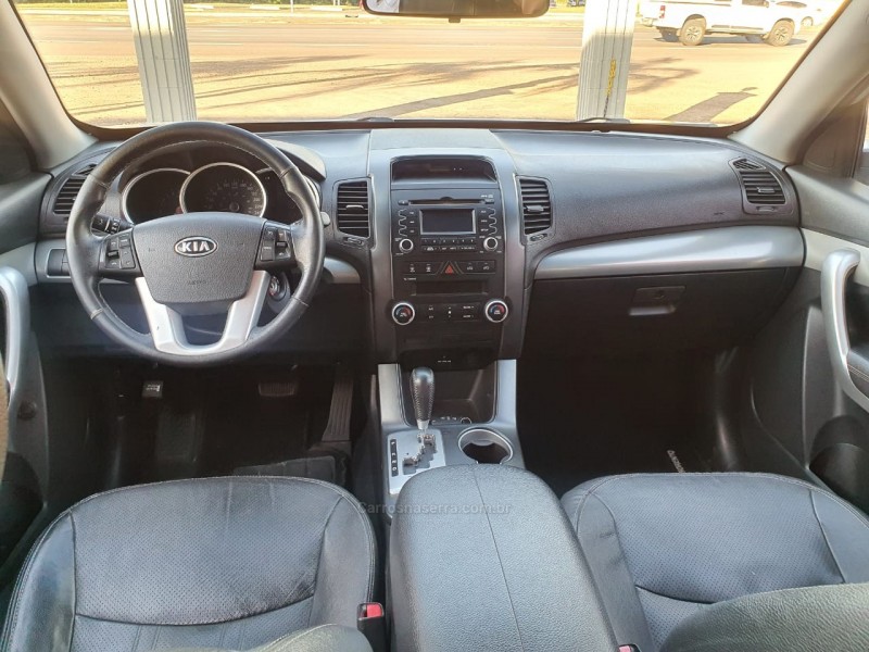 SORENTO 2.4 EX2 4X2 16V GASOLINA 4P AUTOMÁTICO - 2012 - BOM PRINCíPIO
