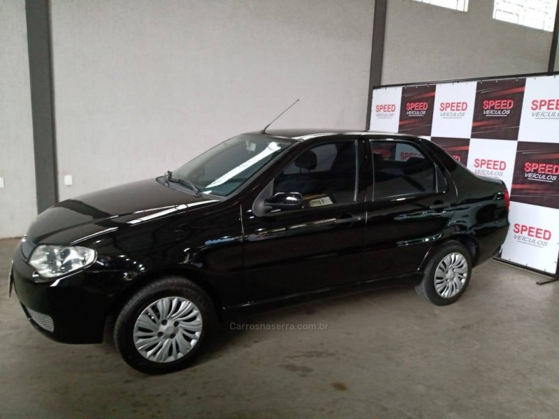 SIENA 1.0 MPI FIRE CELEBRATION 8V FLEX 4P MANUAL