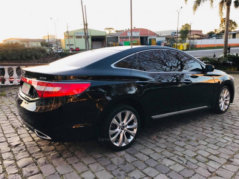 AZERA 3.0 MPFI GLS V6 24V GASOLINA 4P AUTOMÁTICO - 2012 - CAXIAS DO SUL