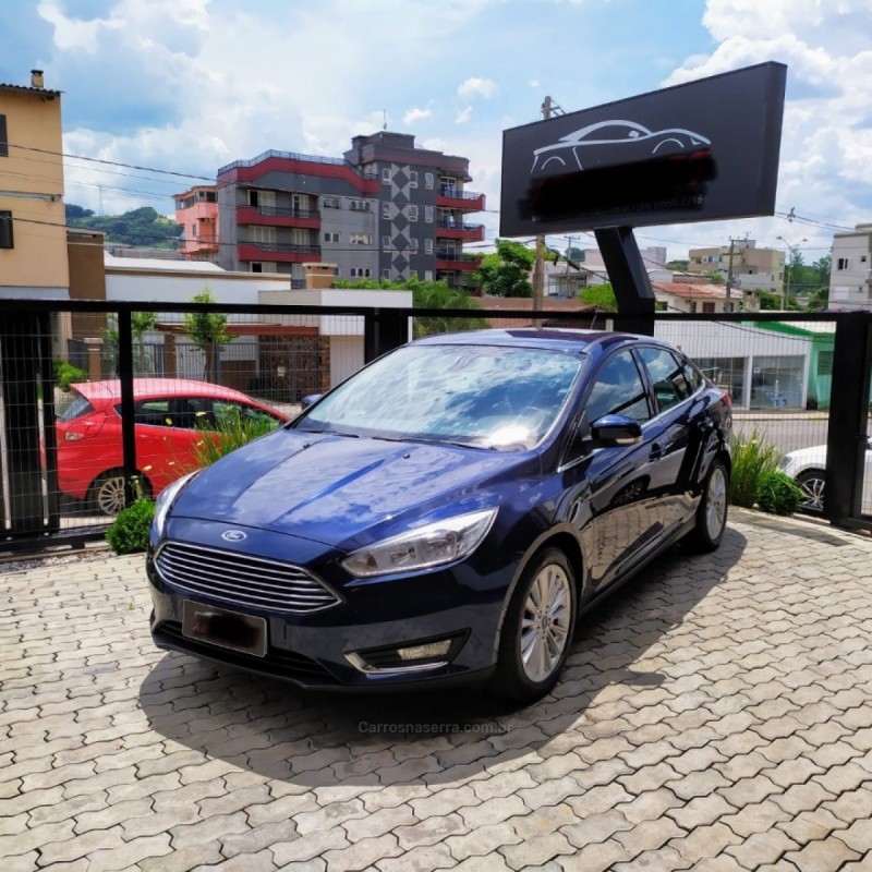 focus 2.0 titanium plus sedan 16v flex 4p powershift 2016 guapore
