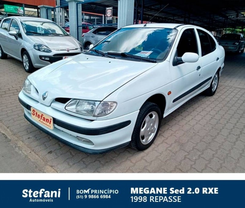 megane 2.0 rxe sedan 16v gasolina 4p manual 1998 bom principio