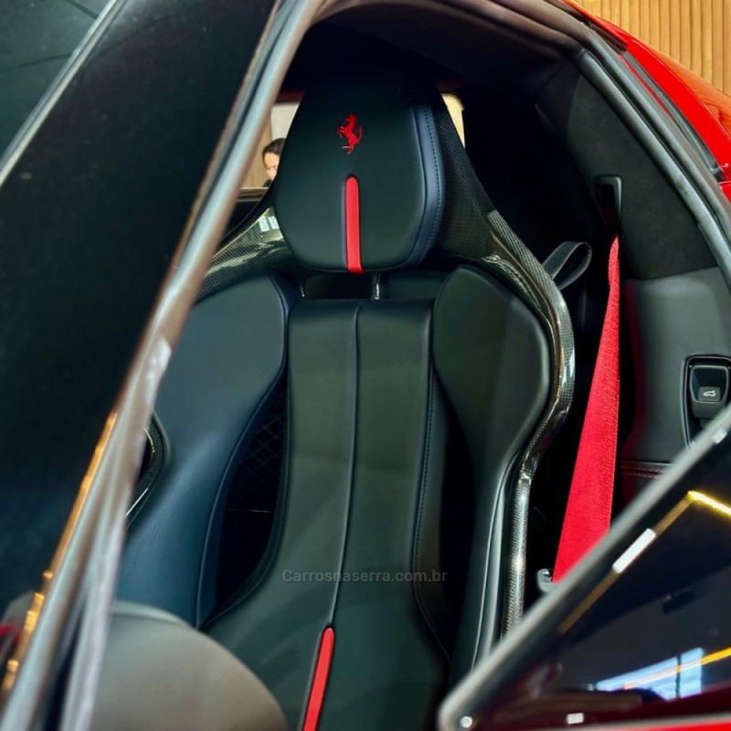 296 GTB 3.0 V6 TURBO HIBRIDO 2P AUTOMÁTICO - 2025 - LAJEADO