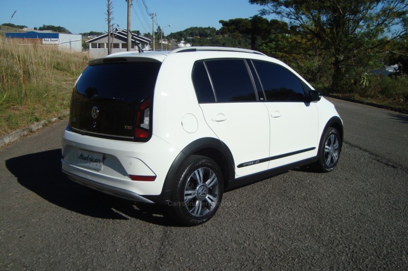UP 1.0 TSI CROSS 12V FLEX 4P MANUAL - 2018 - FLORES DA CUNHA