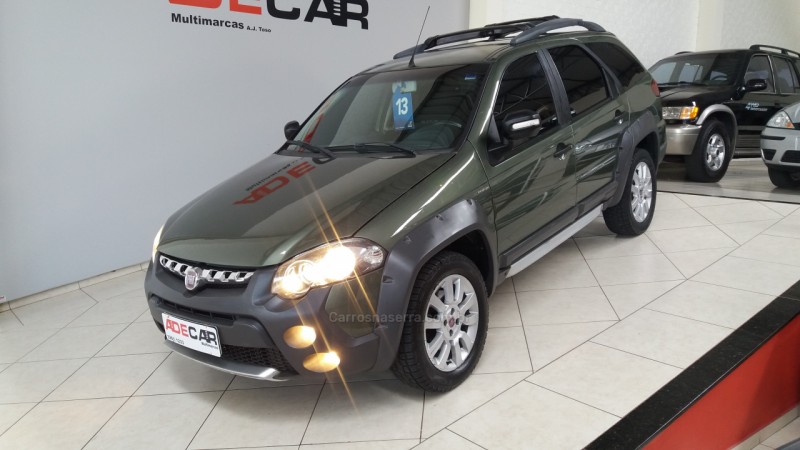 PALIO 1.8 MPI ADVENTURE LOCKER WEEKEND 16V FLEX 4P AUTOMATIZADO - 2013 - FARROUPILHA