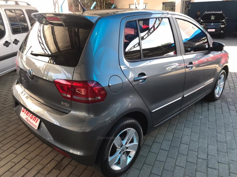 FOX 1.6 COMFORTLINE 8V FLEX 4P MANUAL - 2018 - FELIZ