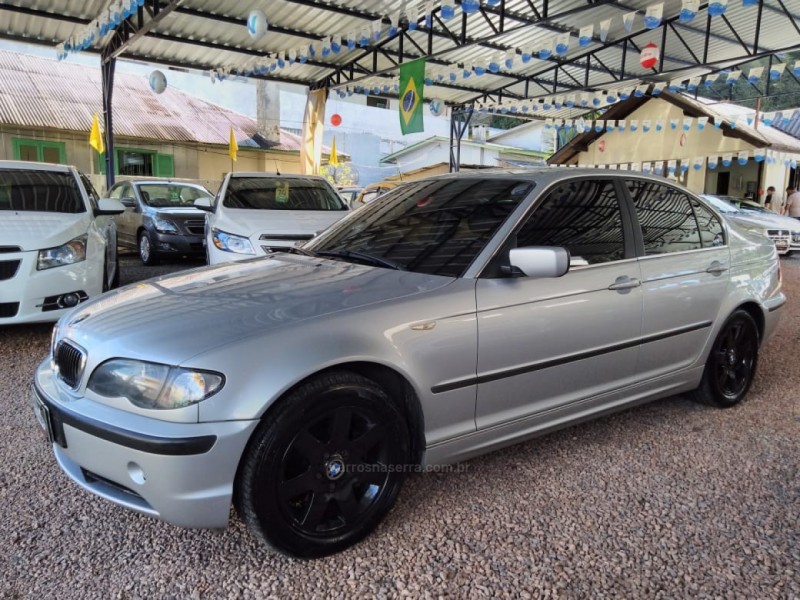 320i 2.0 16v gasolina 4p automatico 2004 canela