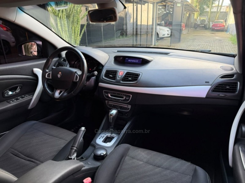 FLUENCE 2.0 DYNAMIQUE 16V FLEX 4P AUTOMÁTICO - 2013 - CANOAS