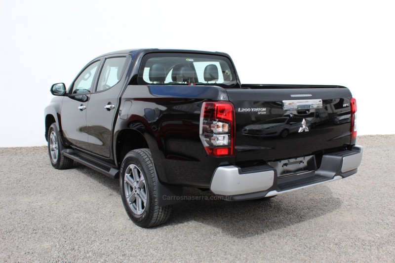 L200 TRITON 2.4 16V TURBO DIESEL SPORT HPE CD 4P 4X4 AUTOMÁTICO - 2023 - FLORES DA CUNHA