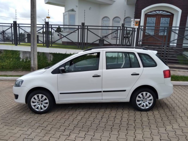 SPACEFOX 1.6 MI 8V FLEX 4P MANUAL - 2014 - PAROBé