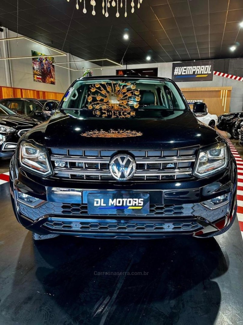 AMAROK 3.0 V6 TDI HIGHLINE CD DIESEL 4MOTION AUTOMÁTICO - 2021 - LAJEADO