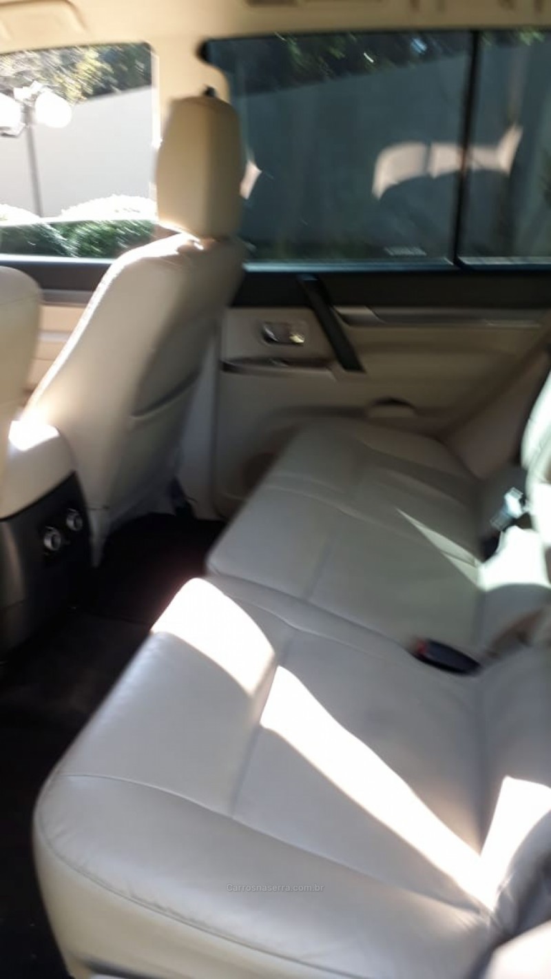 PAJERO FULL 3.2 HPE 4X4 16V DIESEL 4P AUTOMÁTICO - 2016 - CAXIAS DO SUL