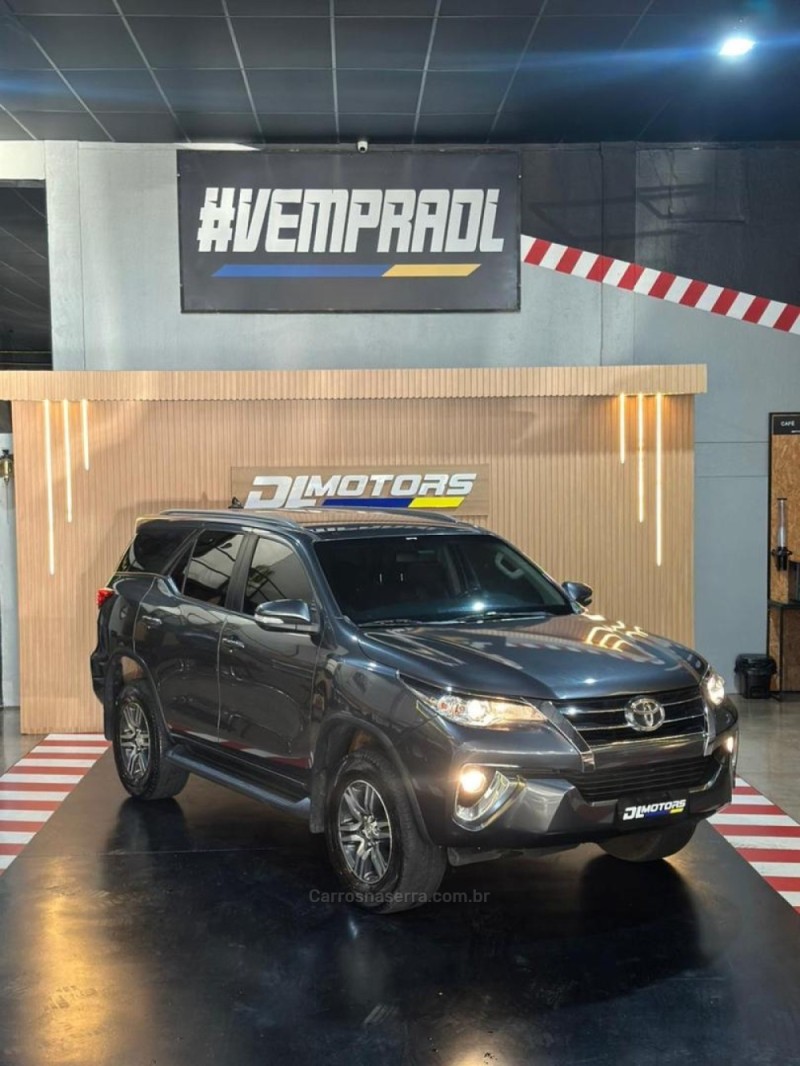 HILUX SW4 2.7 SR 4X2 16V GASOLINA 4P AUTOMÁTICO - 2017 - LAJEADO