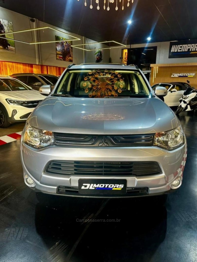 OUTLANDER 2.0 16V GASOLINA 4P AUTOMÁTICO - 2015 - LAJEADO