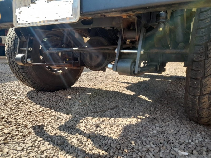 BANDEIRANTE 3.7 BJ50LV 4X4 TETO RIGIDO DIESEL 2P MANUAL - 1994 - FARROUPILHA