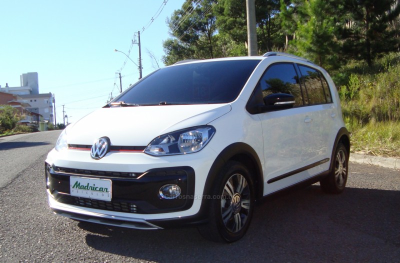 UP 1.0 TSI CROSS 12V FLEX 4P MANUAL - 2018 - FLORES DA CUNHA