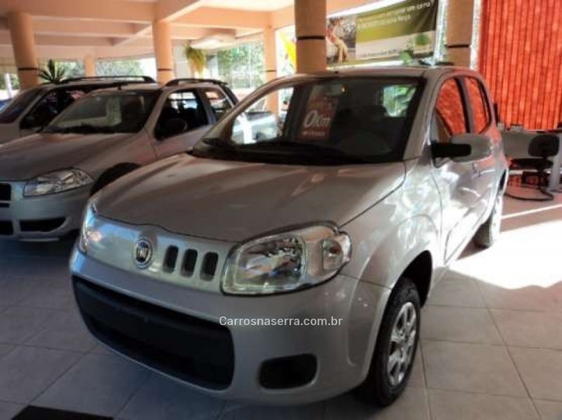 UNO 1.0 EVO ATTRACTIVE 8V FLEX 4P MANUAL