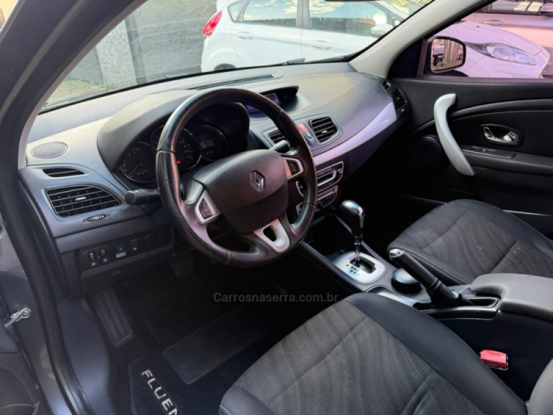 FLUENCE 2.0 DYNAMIQUE 16V FLEX 4P AUTOMÁTICO - 2013 - CANOAS