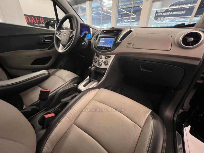TRACKER 1.8 MPFI LTZ 4X2 16V FLEX 4P AUTOMÁTICO - 2015 - NOVO HAMBURGO