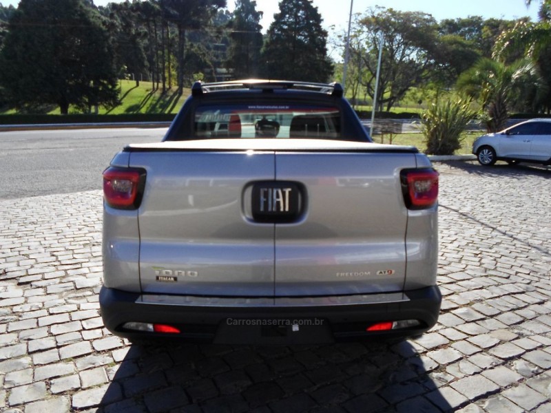 TORO 2.0 16V TURBO DIESEL FREEDOM 4WD AT9 AUTOMÁTICO - 2022 - FLORES DA CUNHA