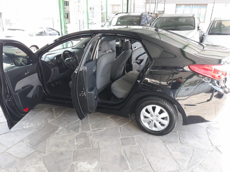 HB20 1.0 COMFORT PLUS 12V FLEX 4P MANUAL - 2015 - CAXIAS DO SUL