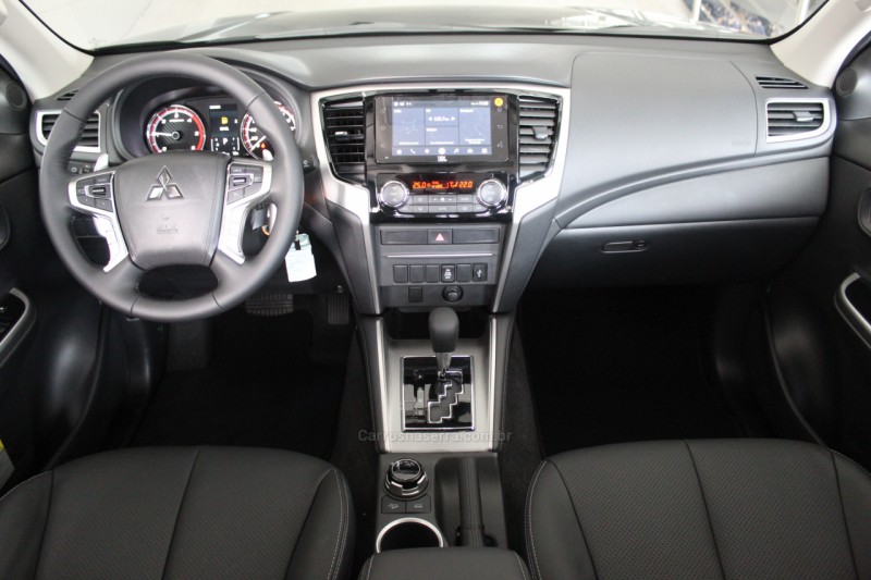 L200 TRITON 2.4 16V TURBO DIESEL SPORT HPE CD 4P 4X4 AUTOMÁTICO - 2023 - FLORES DA CUNHA