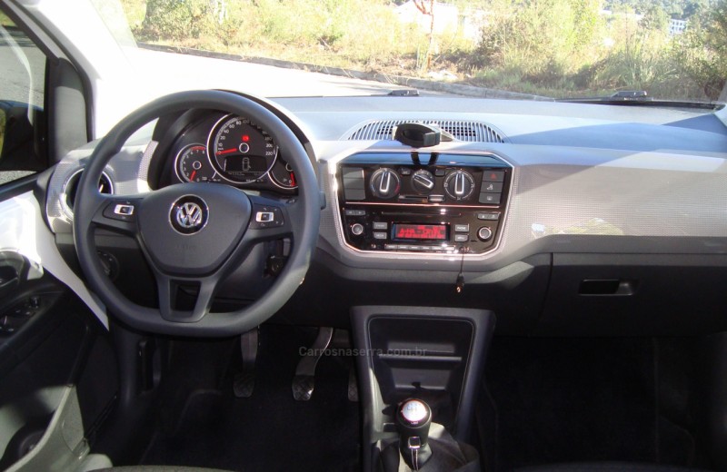 UP 1.0 TSI CROSS 12V FLEX 4P MANUAL - 2018 - FLORES DA CUNHA