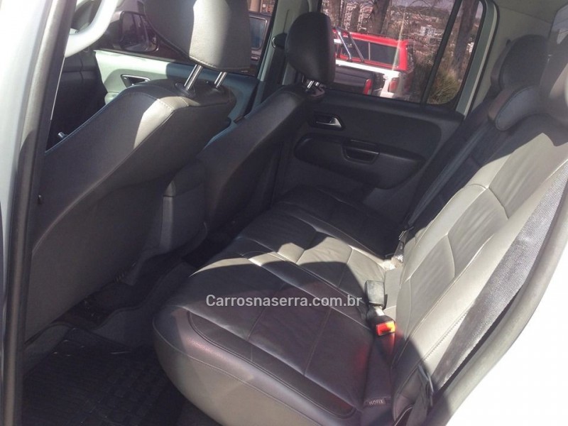 AMAROK 2.0 HIGHLINE 4X4 CD 16V TURBO INTERCOOLER DIESEL 4P AUTOMÁTICO - 2013 - FARROUPILHA