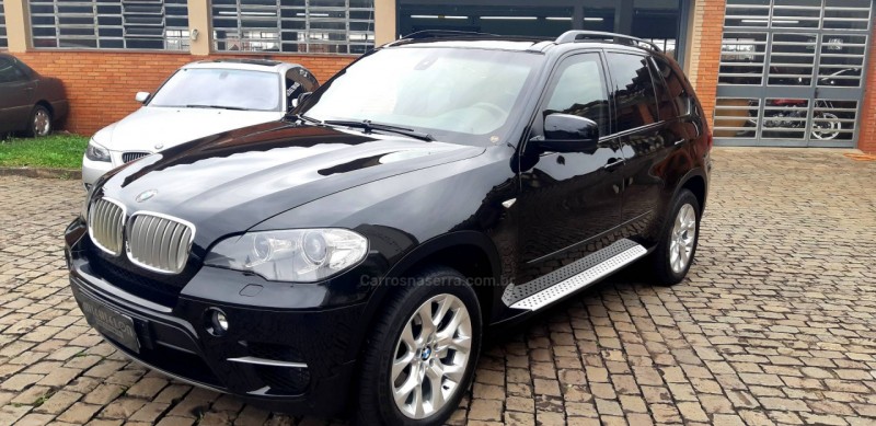 X5 4.8 4X4 50I SECURITY V8 32V GASOLINA 4P AUTOMÁTICO - 2011 - CAXIAS DO SUL