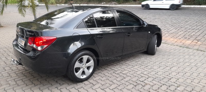 CRUZE 1.8 LT 16V FLEX 4P AUTOMÁTICO - 2014 - NOVA PRATA