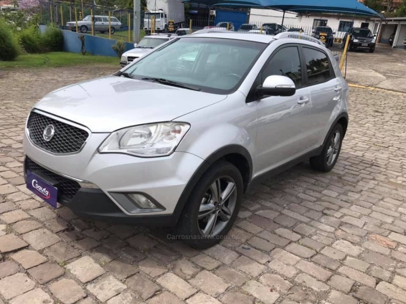 korando 2.0 gls 4x4 16v turbo diesel 4p automatico 2012 farroupilha