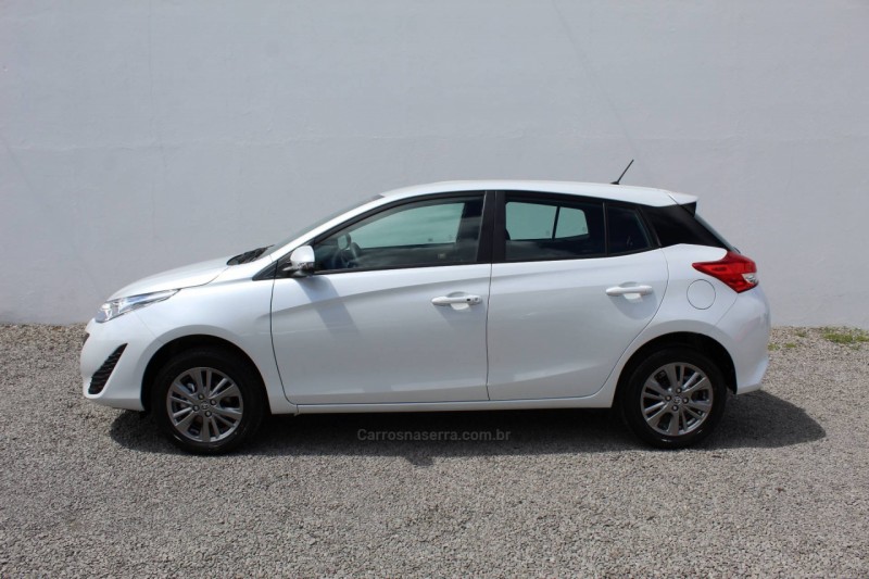YARIS 1.5 XL CONNECT 16V FLEX 4P AUTOMÁTICO - 2023 - FLORES DA CUNHA
