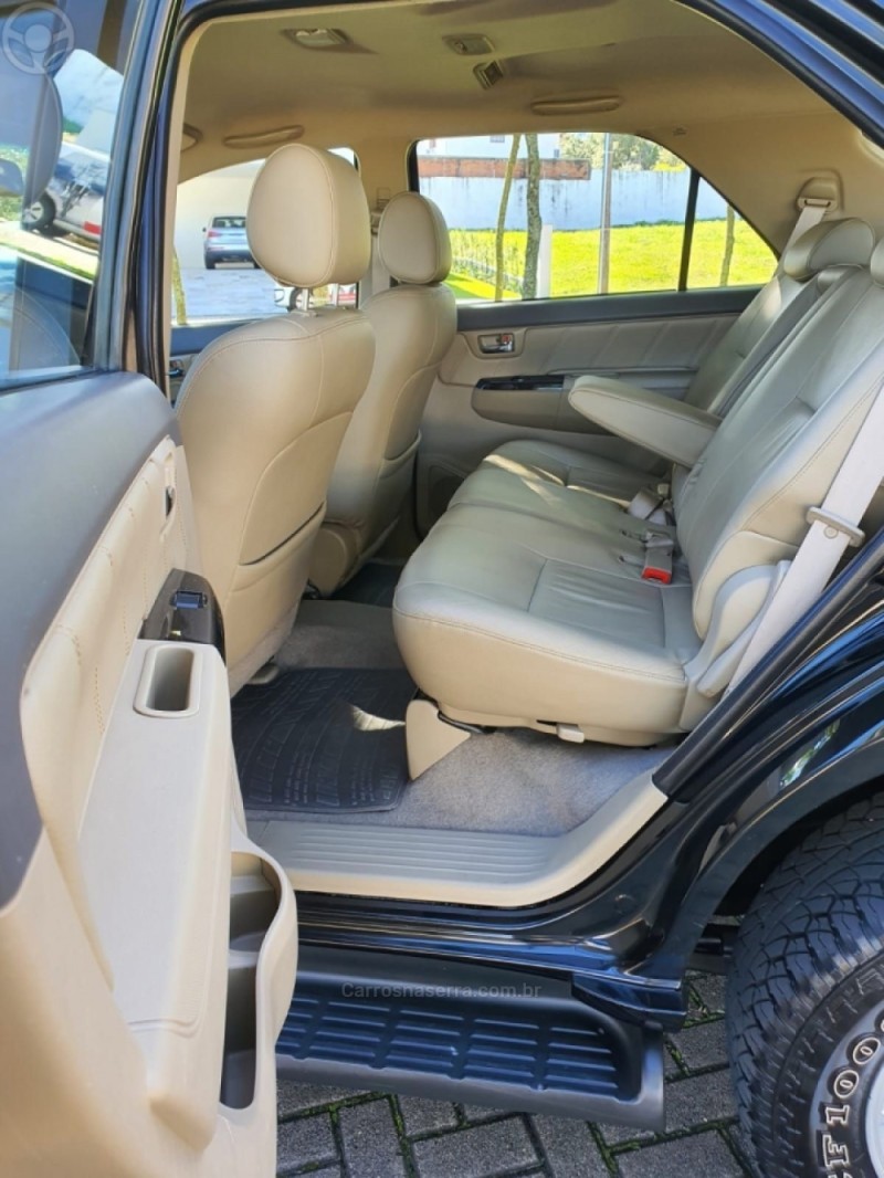 HILUX SW4 3.0 SRV 4X4 CD 16V TURBO INTERCOOLER DIESEL 4P AUTOMÁTICO - 2013 - BENTO GONçALVES