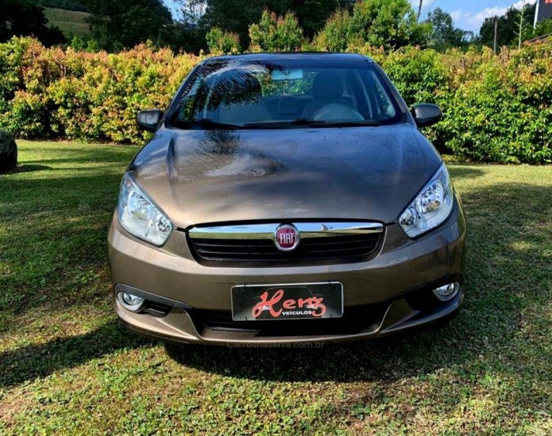 grand siena 1.6 mpi essence 16v flex 4p automatizado 2016 bom principio