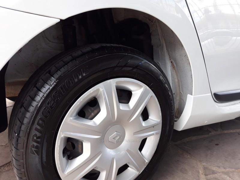 LOGAN 1.0 AUTHENTIQUE 12V FLEX 4P MANUAL - 2015 - CAXIAS DO SUL