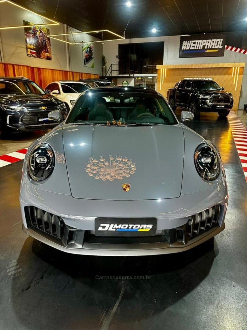 911 3.8 CARRERA S COUPÉ 6 CILINDROS 24V GASOLINA 2P AUTOMÁTICO - 2026 - LAJEADO