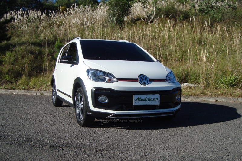 UP 1.0 TSI CROSS 12V FLEX 4P MANUAL - 2018 - FLORES DA CUNHA