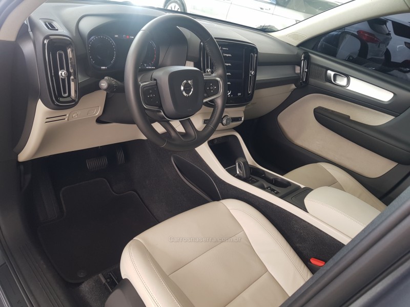 XC 40 2.0 T5 GASOLINA MOMENTUM AWD GEARTRONIC - 2019 - ERECHIM