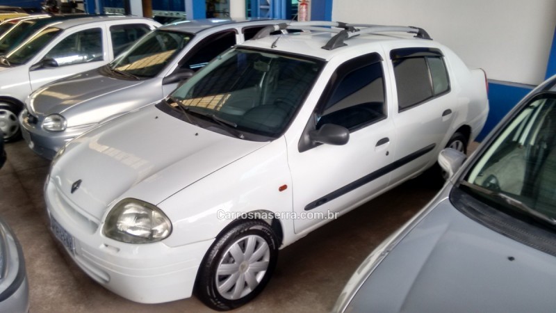 clio 2002 caxias do sul