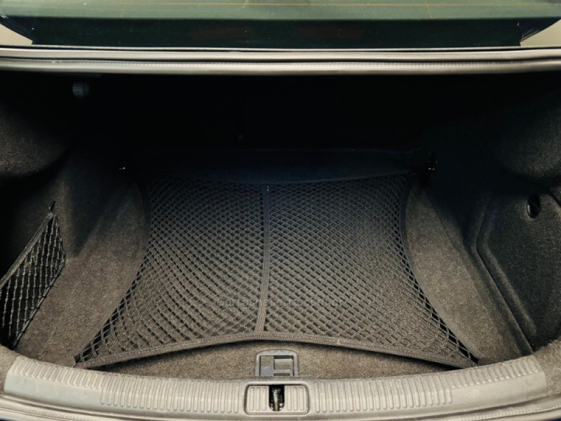 A3 2.0 TFSI SEDAN AMBITION 16V GASOLINA 4P S-TRONIC