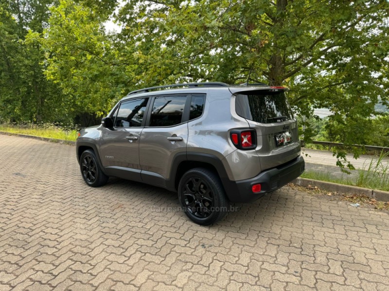 RENEGADE 2.0 16V TURBO DIESEL LONGITUDE 4P 4X4 AUTOMÁTICO - 2018 - DOIS IRMãOS