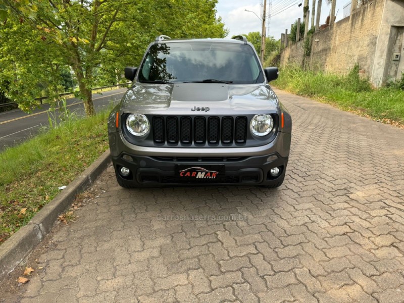 RENEGADE 2.0 16V TURBO DIESEL LONGITUDE 4P 4X4 AUTOMÁTICO - 2018 - DOIS IRMãOS