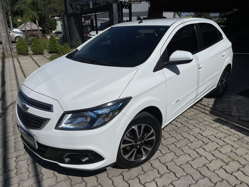 ONIX 1.4 MPFI LTZ 8V FLEX 4P AUTOMÁTICO - 2015 - NOVA PETRóPOLIS