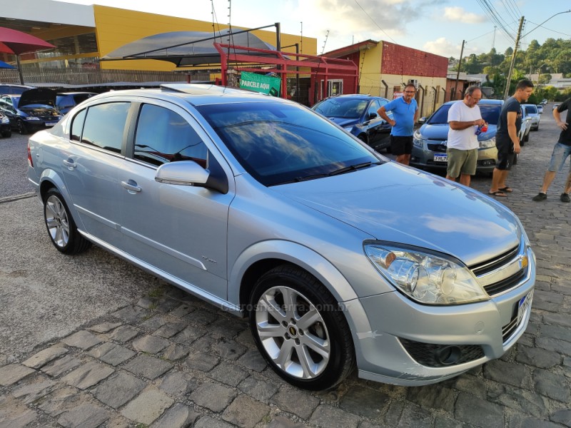 VECTRA 2.0 MPFI ELITE 8V FLEX 4P AUTOMÁTICO - 2011 - FARROUPILHA