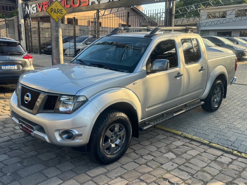 frontier 2.5 se attack 4x4 cd turbo eletronic diesel 4p manual 2014 caxias do sul