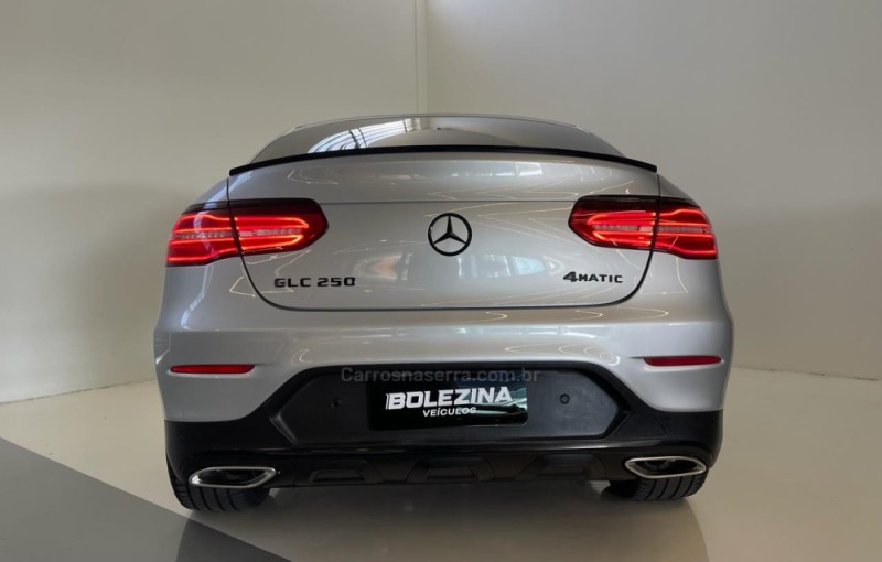 GLC 250 2.0 16V CGI GASOLINA SPORT 4MATIC 9G-TRONIC - 2017 - NOVO HAMBURGO