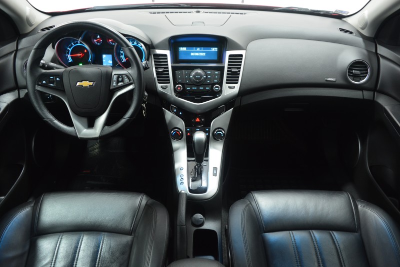 CRUZE 1.8 LT SPORT6 16V FLEX 4P AUTOMÁTICO - 2016 - FARROUPILHA